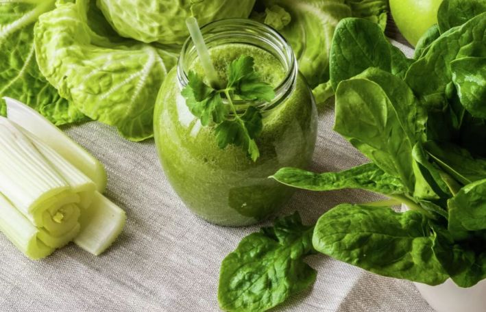 Перечислены семь продуктов, которые помогут продлить жизнь
