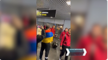 Армянские болельщики в Риге встретили сборную Армении