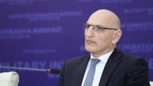 Անհիմն են պնդումները, թե Ադրբեջանը պատրաստվում է նոր պատերազմի.Էլչին Ամիրբեկով