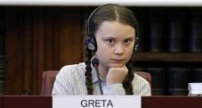 Шведскую активистку Грету Тунберг снова приговорили к штрафу