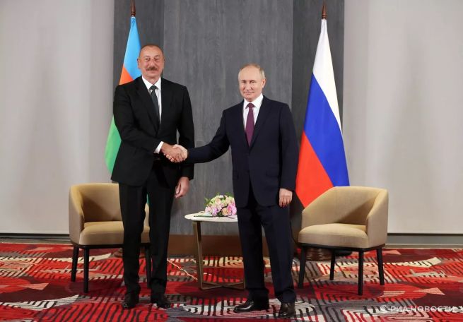 Путин и Алиев в эти минуты проводят встречу