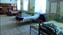 Some 100 Artsakh refugees sheltering in Masis kindergarten