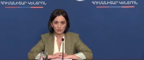 Դանդաղել է Արցախից  բռնի տեղահանված աշակերտների գրանցումը դպրոցներում. ԿԳՄՍ նախարար