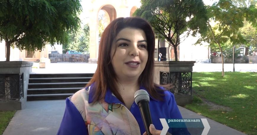Արցախցի Մարթա Ալթունյանը հանդիսություններն անպայման սկսելու է արցախյան բարբառով