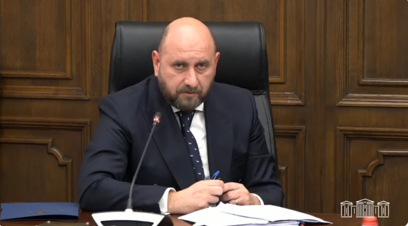 ԿԲ-ից դուրս եկող պրոֆեսիոնալների աշխատավարձը մասնավոր հատված գնալուց առնվազն կրկնապատկվում է. Մարտին Գալստյան