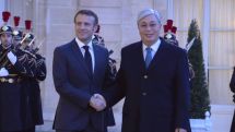 Макрон: компании Франции готовы участвовать в развитии Транскаспийского коридора