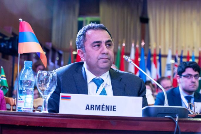 Անհրաժեշտ է անհապաղ միջոցներ ձեռնարկել ԼՂ ժողովրդի իրավունքները երաշխավորելու համար․ ԱԳ փոխնախարար