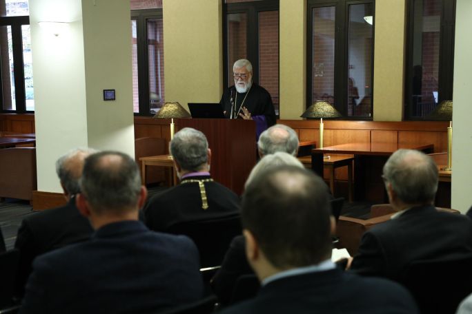 Catholicos Aram I delivers lecture at George Washington University