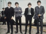 Последняя песня The Beatles «Now and Then» возглавила музыкальный топ-чарт в Британии