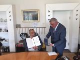 Մահացել է Չեխիայի նախկին ԱԳ նախարար, Մխիթար Գոշի մեդալով պարգևատրված Կարել Շվարցենբերգը