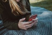 WhatsApp запустил голосовые чаты в больших группах