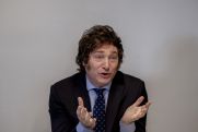 Новый президент Аргентины Хавьер Милей передумал