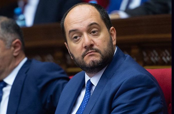 Араик Арутюнян назвал условие, при котором закрытие какого-либо КПП «Верхний Ларс» не повлияет на нас