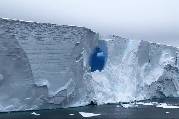 World's largest iceberg on the move