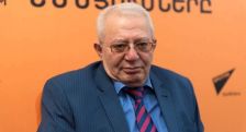 Ա՛յ տղա ջան, մի շաբաթ է ճանապարհը փակ է, ինչո՞վ ես մինչև հիմա զբաղված․ Բերբերյանը՝ Քերոբյանին