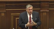 Оппозиционный депутат: Накапливаем долги, очередной кредит преподносится правительством Армении в красивой обертке