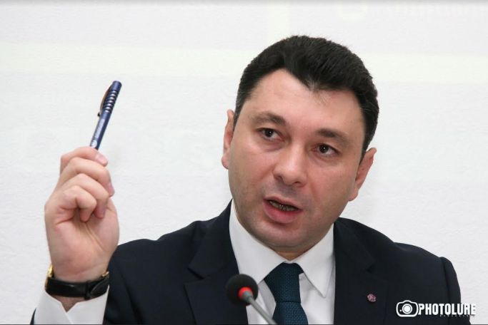 Շուտով մեր հասարակությունը կքաղի ձեր էշության արդյունքները.Շարմազանովը՝ ՀՀ իշխանություններին