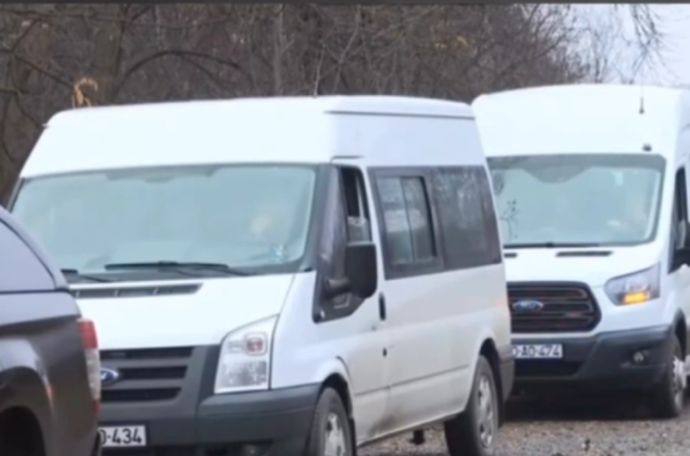 32 Armenian soldiers return from Azeri captivity