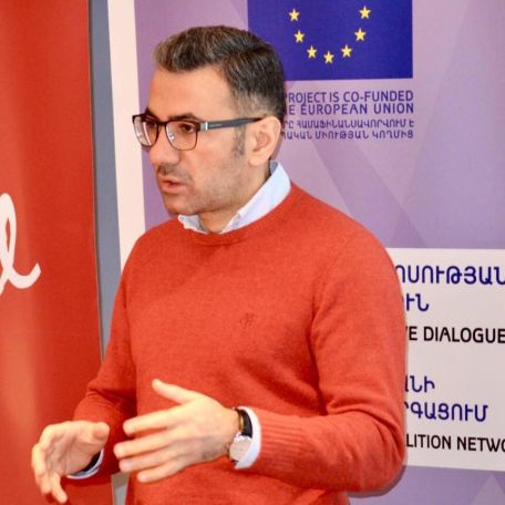 Հովհաննես Ավետիսյան. Առկա իշխանություններով և առկա քաղաքական դաշտով մենք դատապարտված ենք այլոց ձեռքին գործիք և ստրուկ լինելու