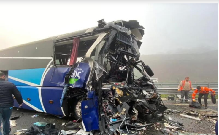 11 killed after multi-vehicle crash in northwestern Turkey