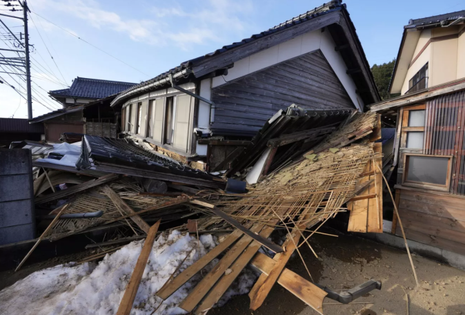 Death toll rises to 62 in powerful Japan quakes