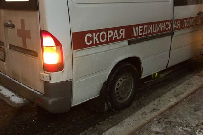 В Москве отец и сын выпали из окна во время драки