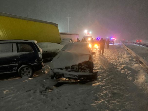 Multi-vehicle pileup leaves 8 wounded in Armenia