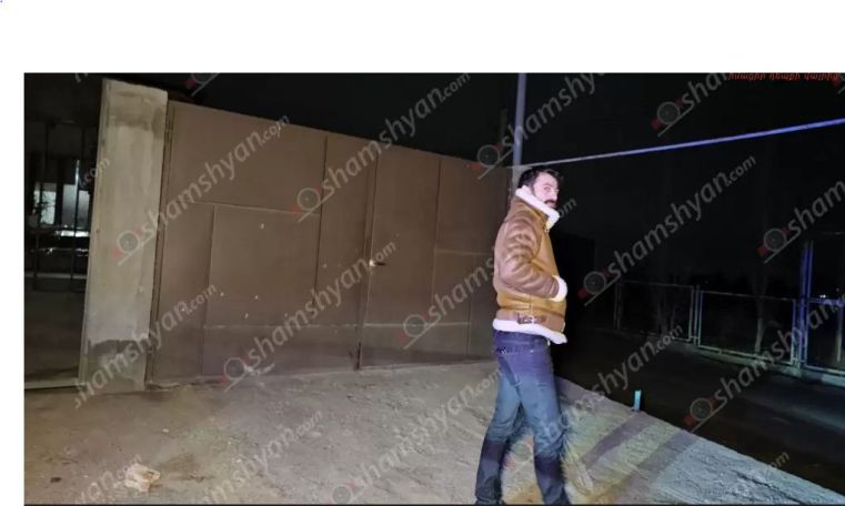Ինքնաձիգով կրակոցներ են արձակել ՔՊ-ից հեռացված Թաթուլ Ասիլյանի տան ուղղությամբ