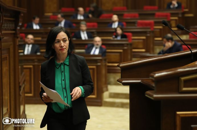 Жанна Андреасян обвинила артистов театра «Гой» в манипуляциях