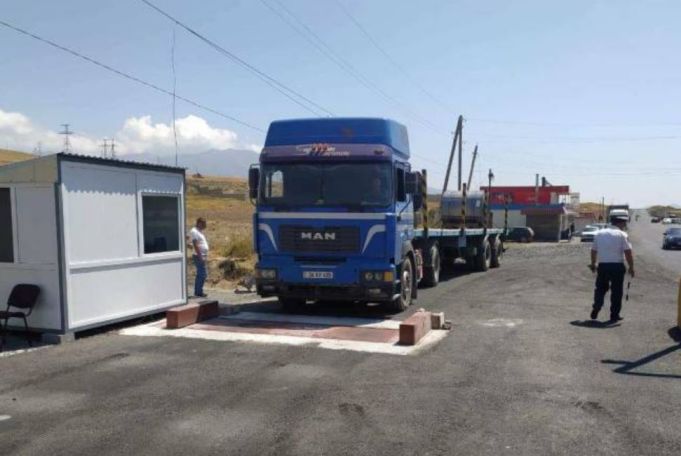 Կաշառք ստանալու մեղադրանք է առաջադրվել 12 պաշտոնյայի