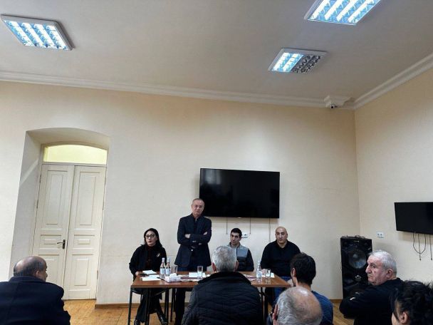 Opposition MPs visit Gyumri