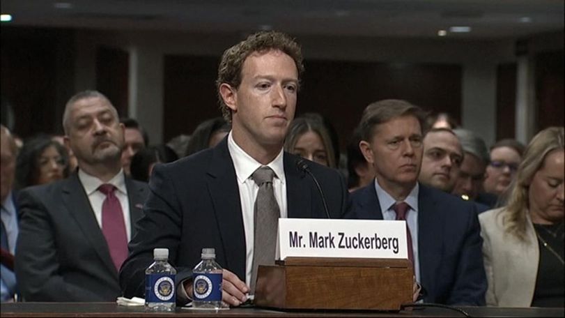 Zuckerberg apologizes to families victimized by social media