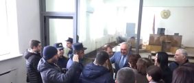 Суд в Ереване приговорил Армена Чарчяна к 4 годам заключения условно