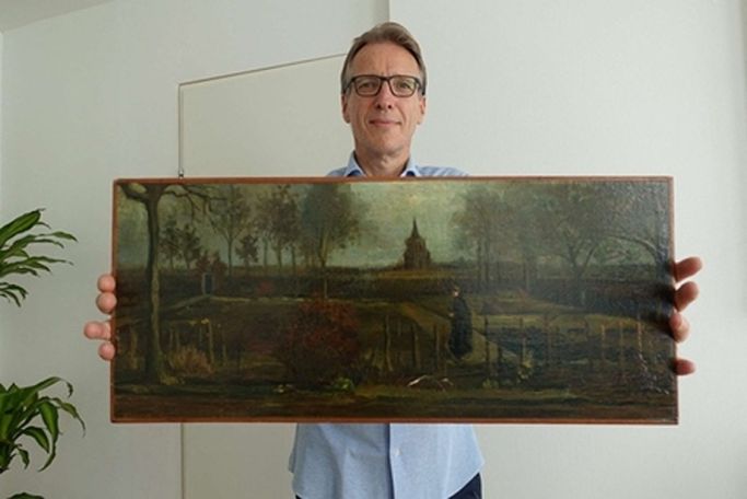 Stolen Van Gogh painting damaged during museum heist