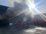 Крупный пожар тушат на территории склада на Тбилисском шоссе в Ереване