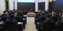 Pashinyan: Azerbaijan continues 'policy of military coercion' against Armenia