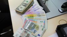 Փոխանակման կետերում փետրվարի 20-ին դոլարը, եվրոն և ռուբլին թանկացել են