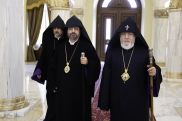 Archbishop Sahak Mashalian arrives at Mother See