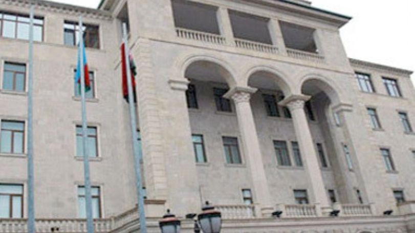 Минобороны Азербайджана отказывается подтверждать позорную новость о бегстве генерала в Россию  