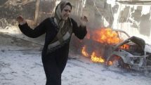 Syria conflict: Deadly air strike on Aleppo market