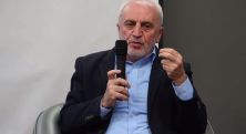 Հայաստանի իշխանությունները մարտահրավեր են  նետում աջ ու ձախ, թշնամիներ, վաստակում. Արամ Մանուկյան