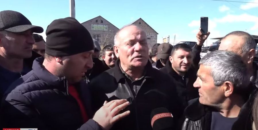 Armenian migrant workers protest tax plans
