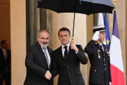 Macron hosts banquet in honor of Pashinyan
