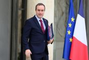 French defense minister travels to Armenia