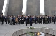 Себастьян Лекорню в «Цицернакаберде» воздал дань памяти жертв Геноцида армян