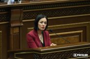 «Հայոց պատմության» 7-րդ դասարանի դասագիրքը մնում է շրջանառության մեջ. Անդրեասյան