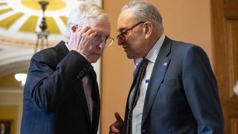 US lawmakers reach tentative deal to avert government shutdown