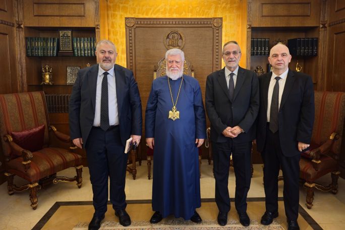 Արամ Ա-ն ընդունել է Բեյրութի նահանգապետին և քաղաքապետին