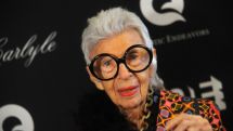 Fashion icon Iris Apfel dies aged 102