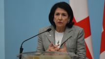 Վրաստանի նախագահին մեղադրել են հակապետական գործողությունների մեջ